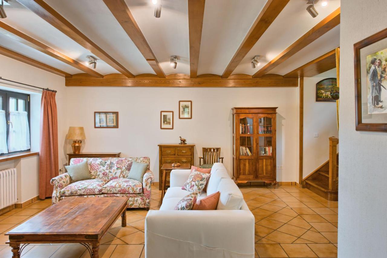 Casas Rurales El Llugaron Miravalles Εξωτερικό φωτογραφία