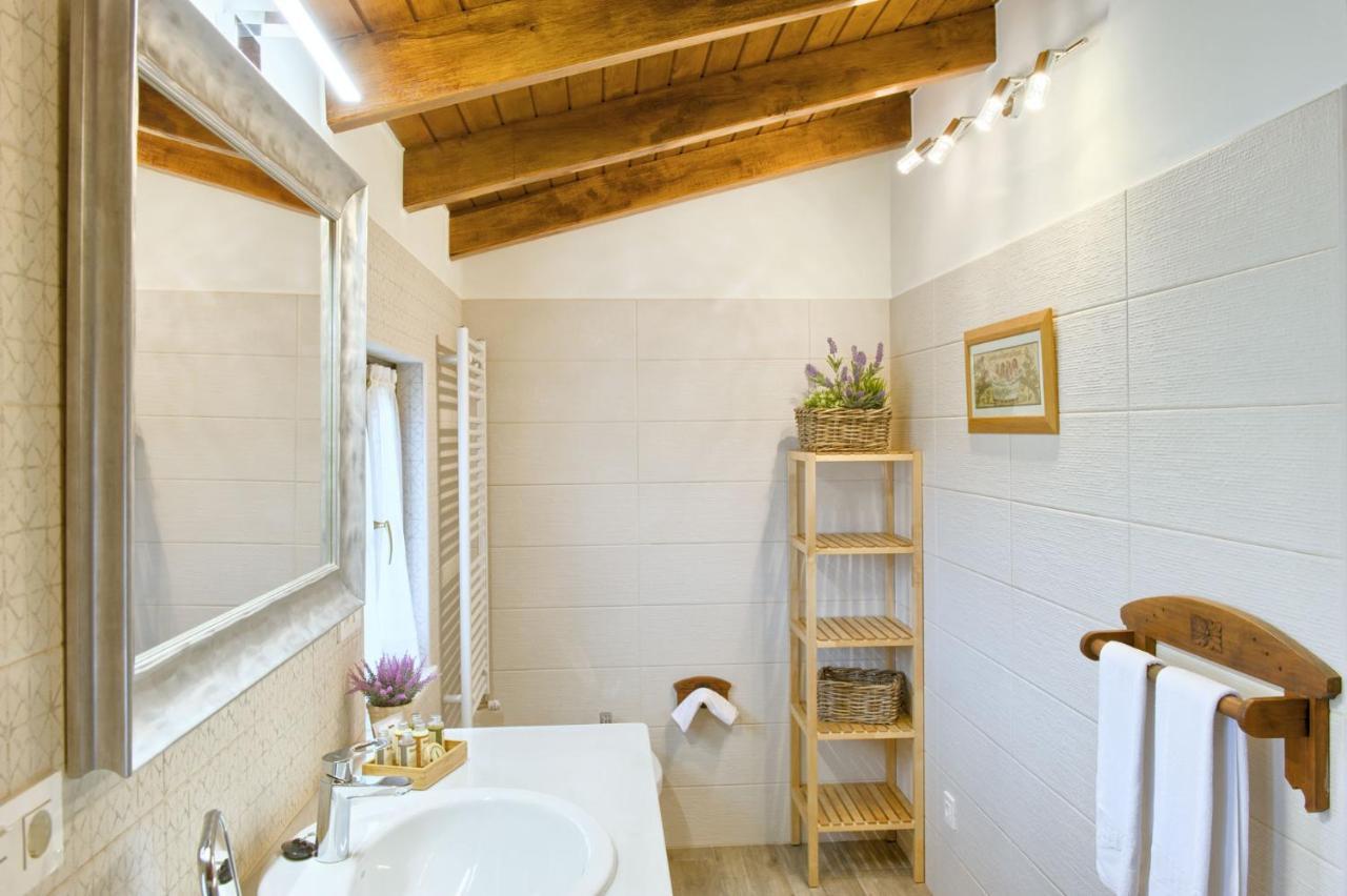 Casas Rurales El Llugaron Miravalles Εξωτερικό φωτογραφία