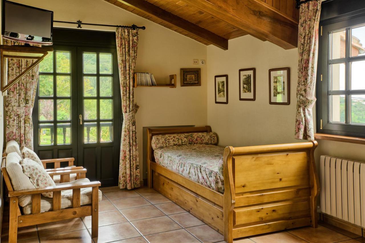 Casas Rurales El Llugaron Miravalles Εξωτερικό φωτογραφία